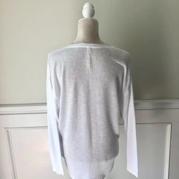 Babaton White Textured V Neck Sweater XS - Picture 3 of 5